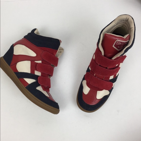 skechers hidden heel sneakers